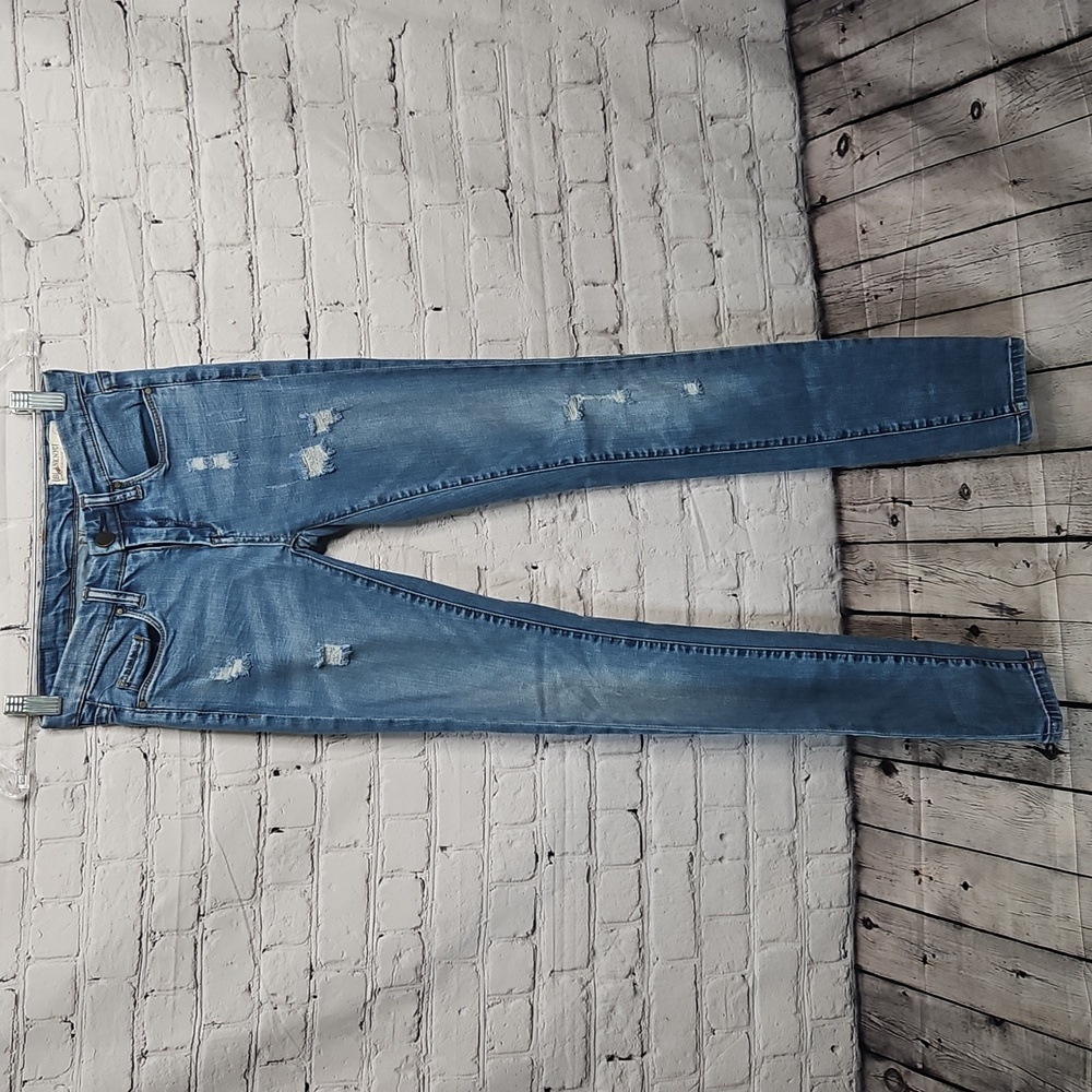 Blank NYC Classique Skinny Jeans Distressed Size 25